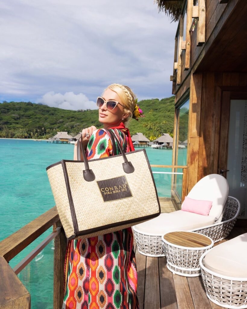 Paris Hilton Honeymoon In Bora Bora (7)