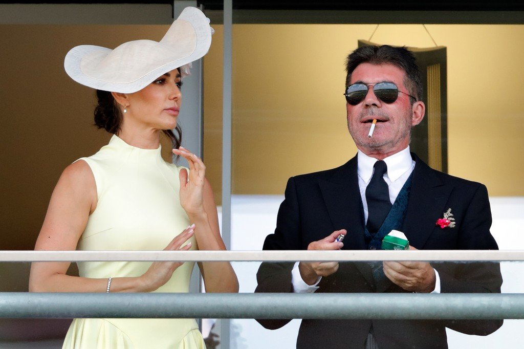 Simon Cowell Engaged To Lauren Silverman (8)