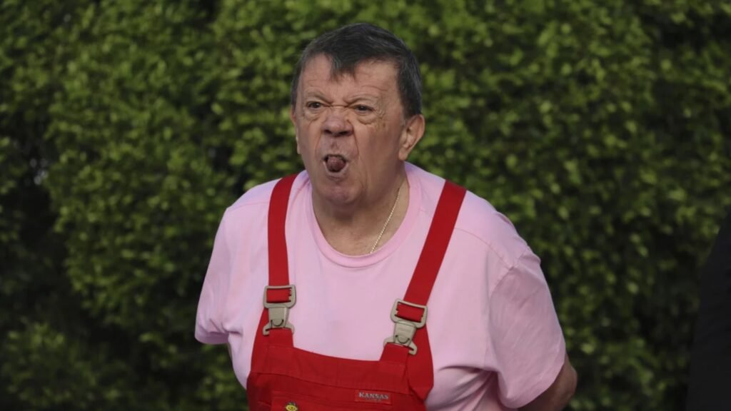 Iconic Mexican Children's Comic Chabelo Passes Away at 88, Tribute Planned at Soccer Match