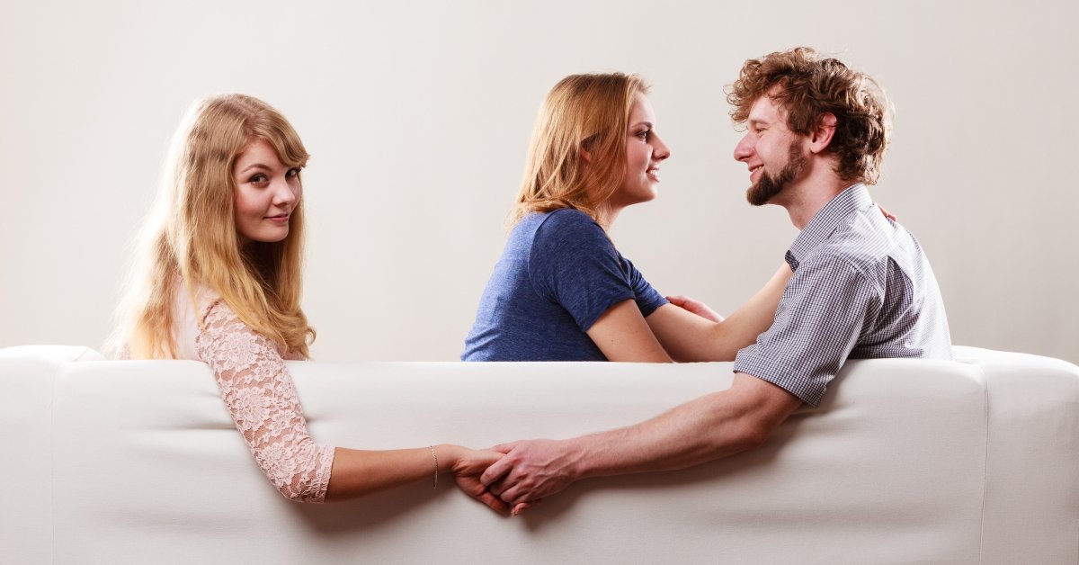 When to Leave After Infidelity Clear Signs and Insights